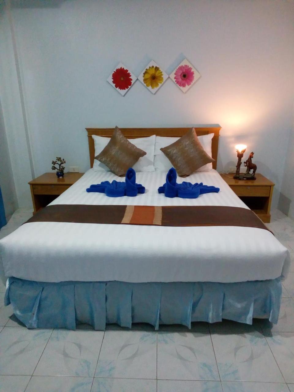 Pailin Hotel Klong Muang Beach Exterior foto