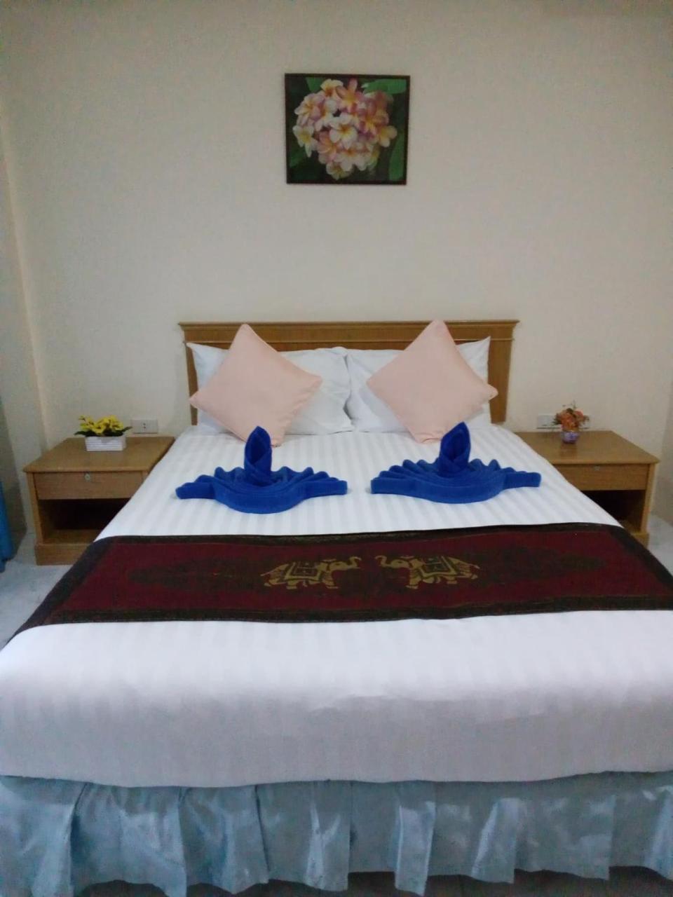 Pailin Hotel Klong Muang Beach Exterior foto